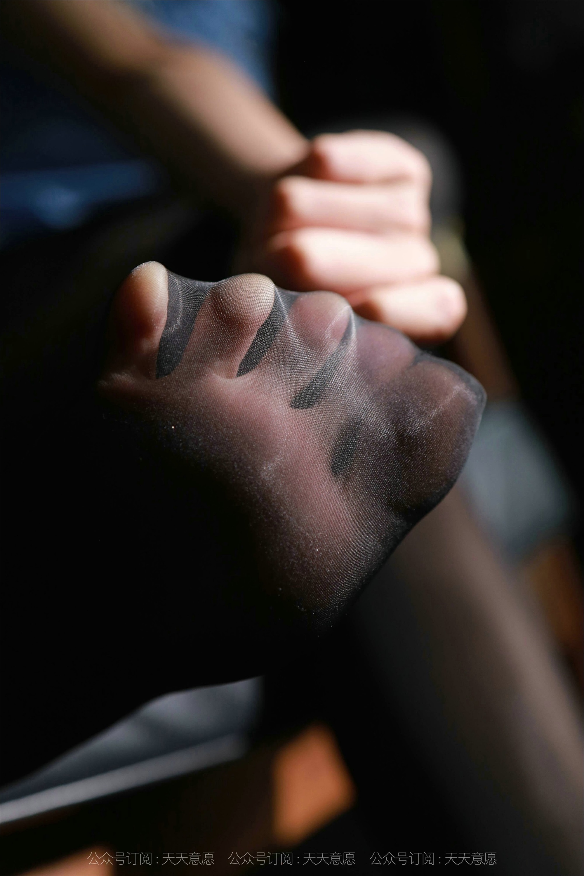 IESS异思趣向  2021.08.27 丝享家902：婉苹《暗夜里的制服》